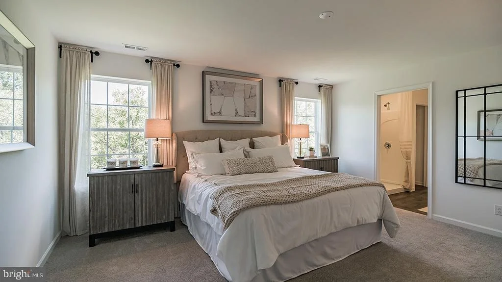 Photo of 7 WATTS AVENUE