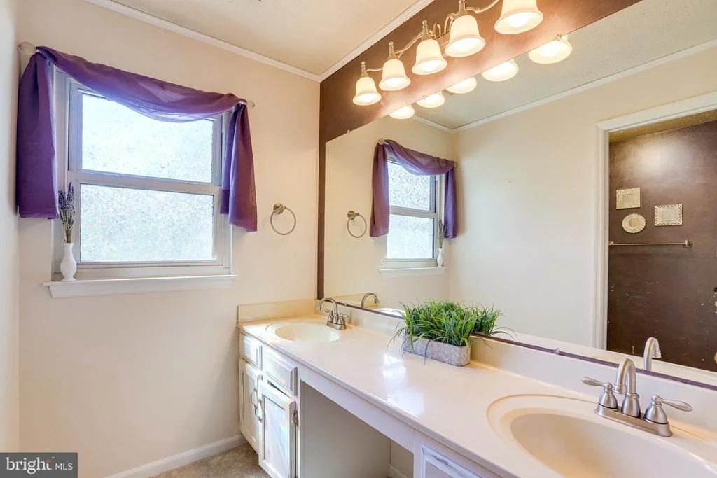 Photo of 7619 CROYDON PLACE