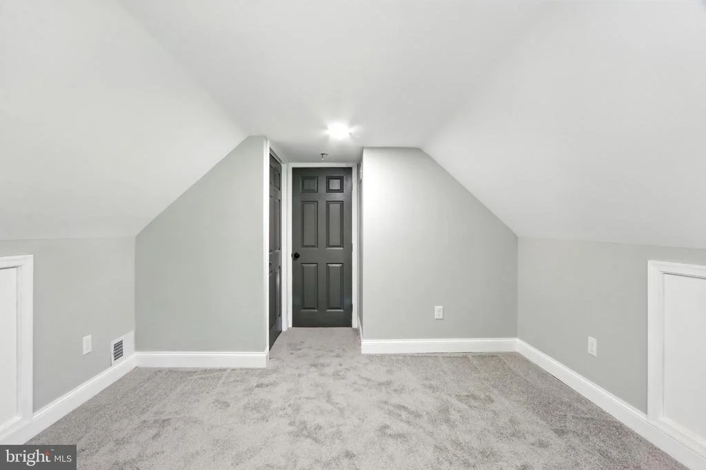 Photo of 310 AUDREY AVENUE