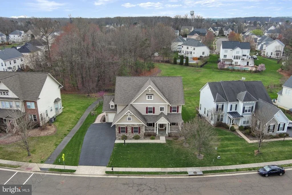 Photo of 4045 CRAY DRIVE