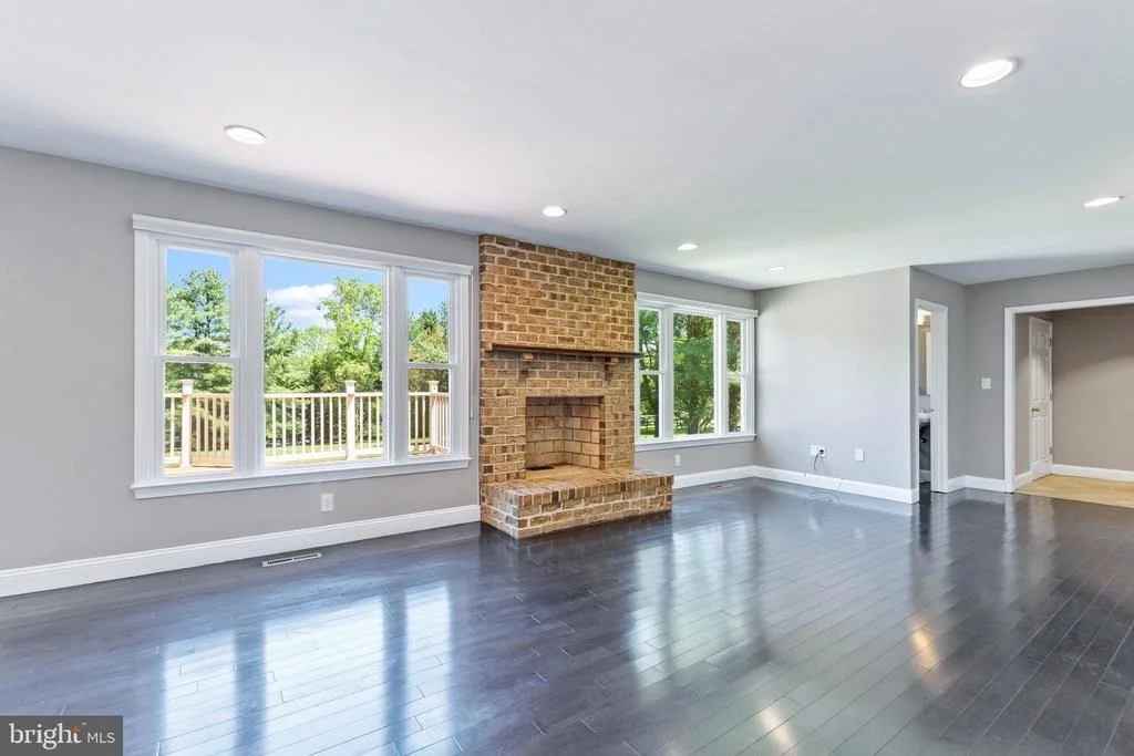Photo of 20809 MERLE DRIVE