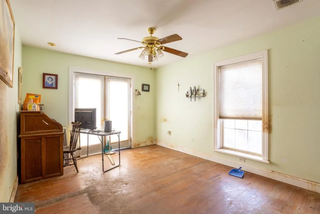 Photo of 415 SHORE DRIVE