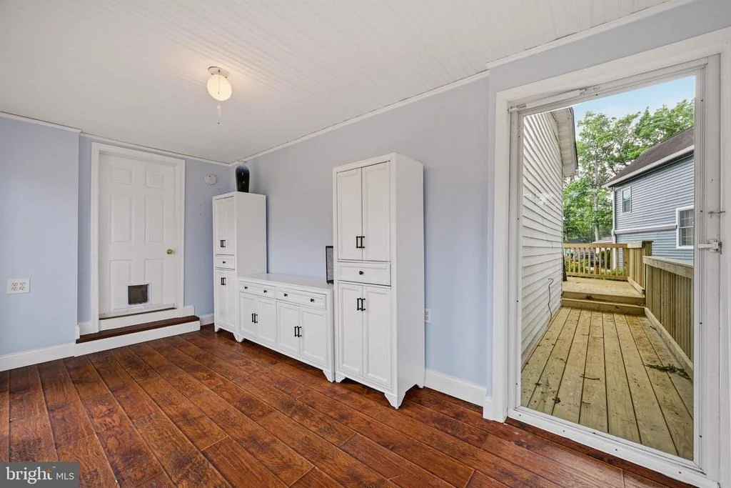 Photo of 1815 GLENARM ROAD