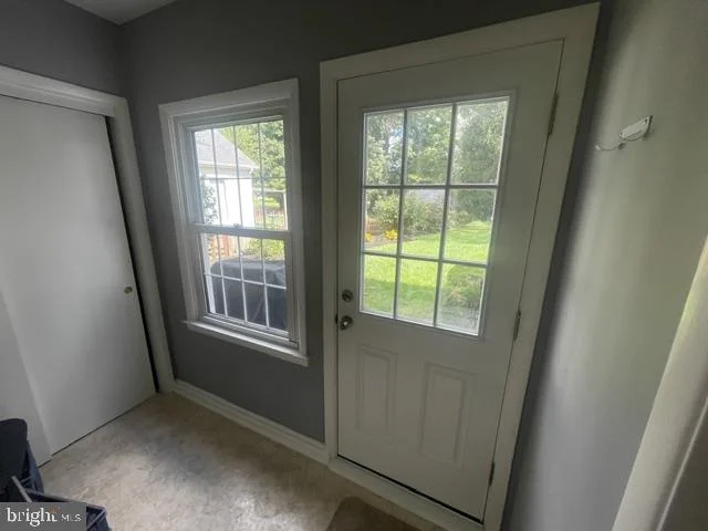 Photo of 321 N STANWICK ROAD
