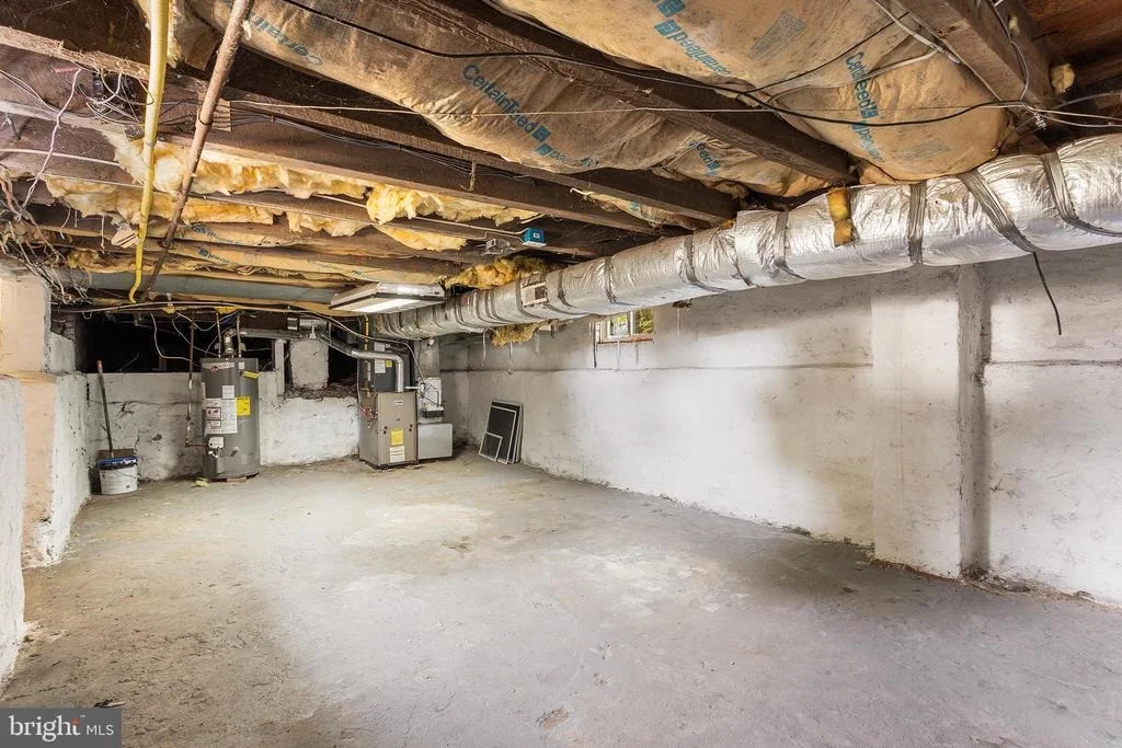 Photo of 623 W 3RD STREET W