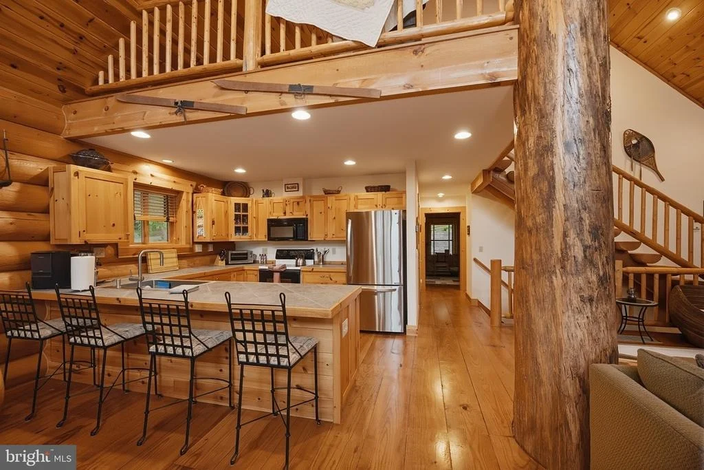 Photo of 42 RED OAK WAY
