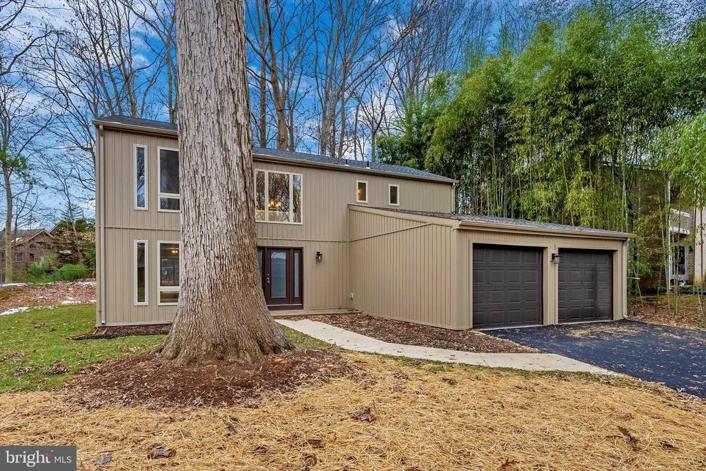 Photo of 10402 GREAT ARBOR DRIVE