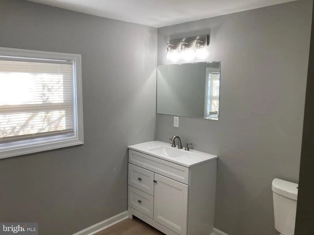 Photo of 72 ALDEN AVENUE