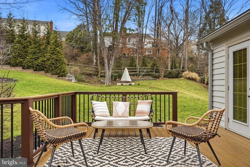 Photo of 4001 FEATHERSTONE PLACE