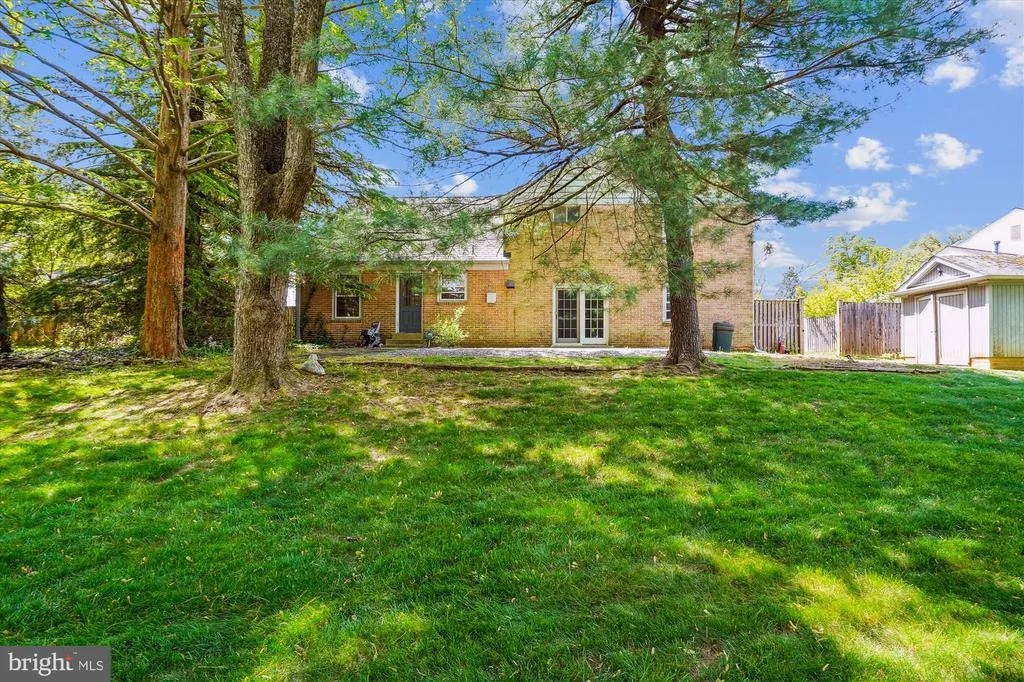 Photo of 11909 SMOKETREE ROAD