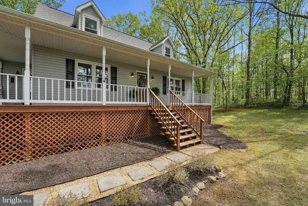 Photo of 3229 COLVIN ROAD