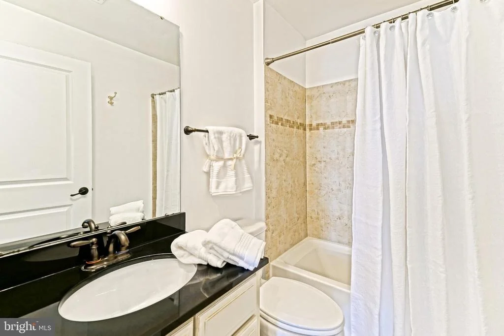 Photo of 17810 SANDCASTLE COVE