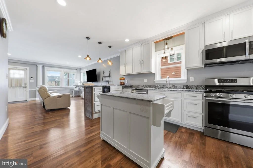 Photo of 1313 POPLAR AVENUE