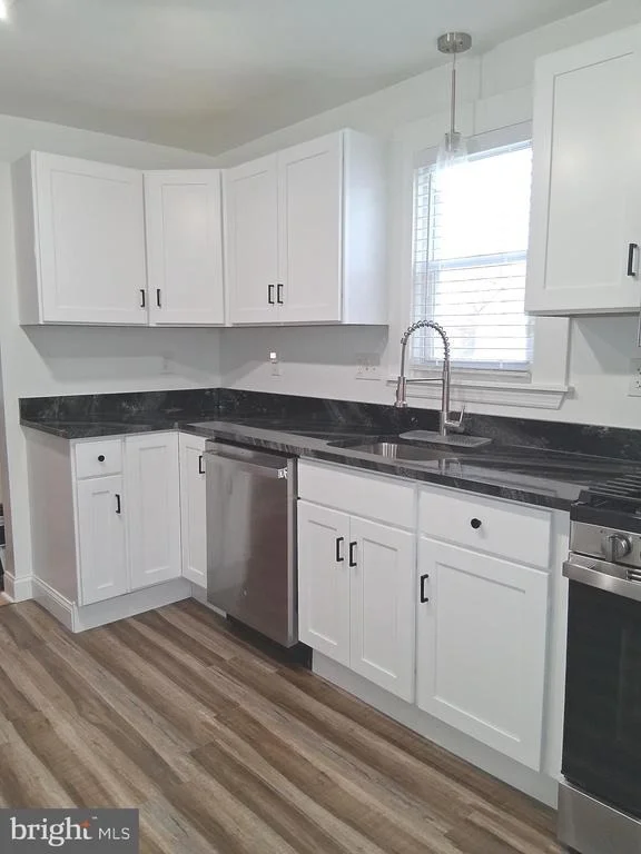 Photo of 1225 LANDOVER ROAD