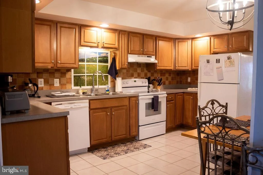 Photo of 7107 KEYSVILLE ROAD