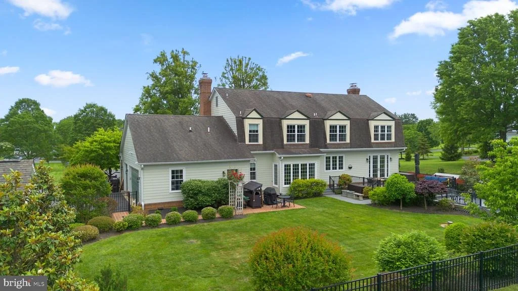 Photo of 21108 GOLF ESTATES DRIVE