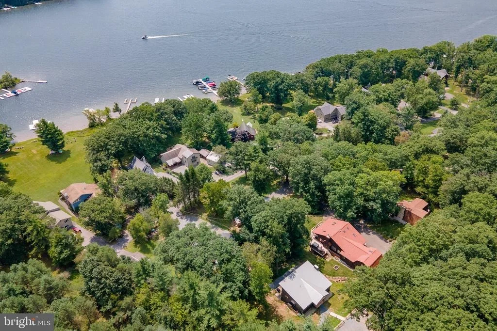 Photo of 78 GLEN COVE CIRCLE