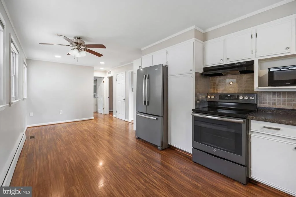 Photo of 1608 SEVERN ROAD