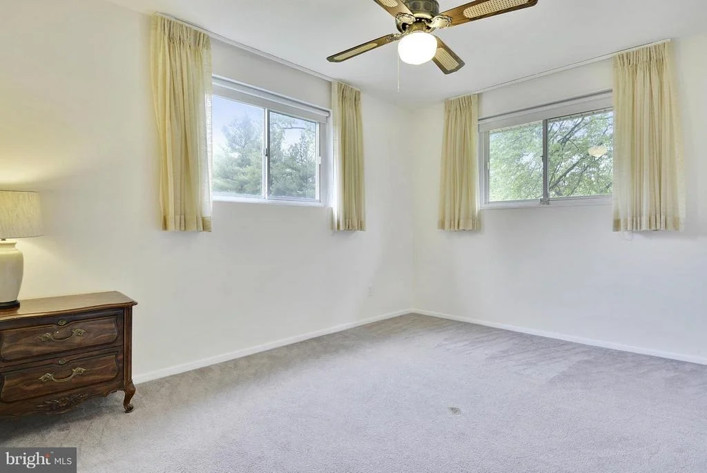 Photo of 2401 HARMON ROAD
