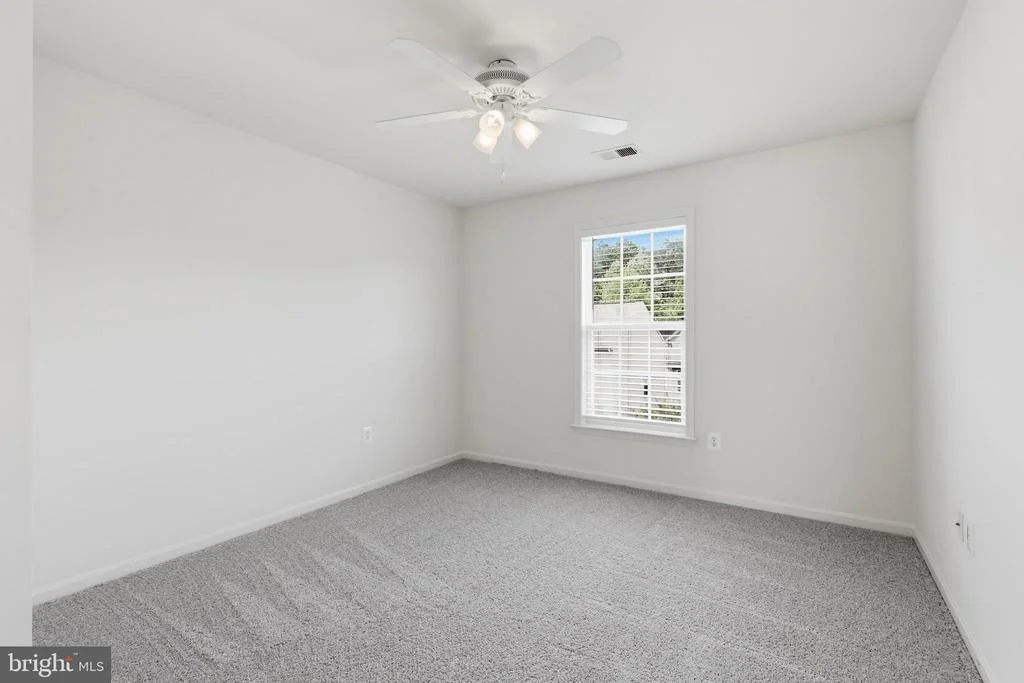 Photo of 17515 MINA LANE