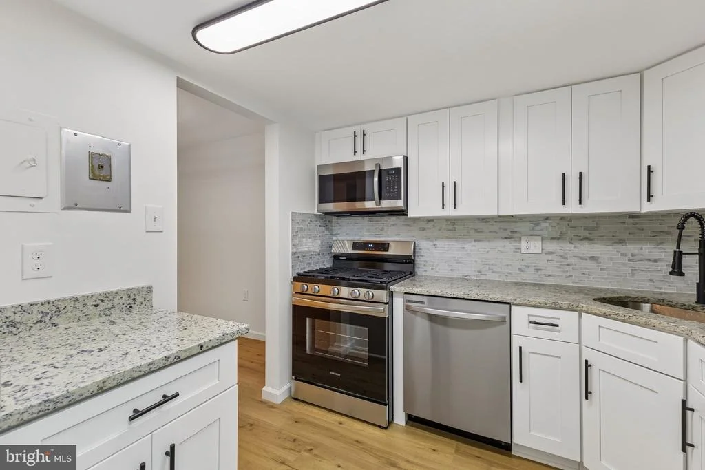 Photo of Unit APT1A at 1554 NORTHGATE SQUARE