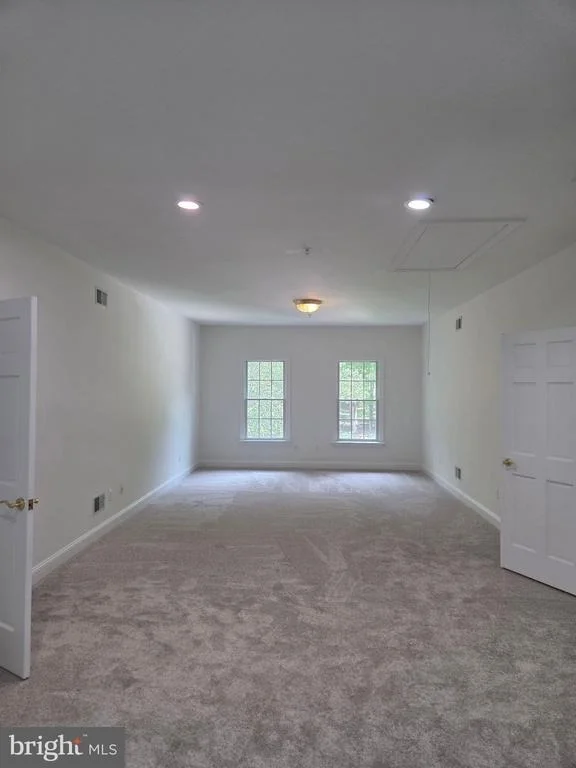 Photo of 6405 CHEW ROAD