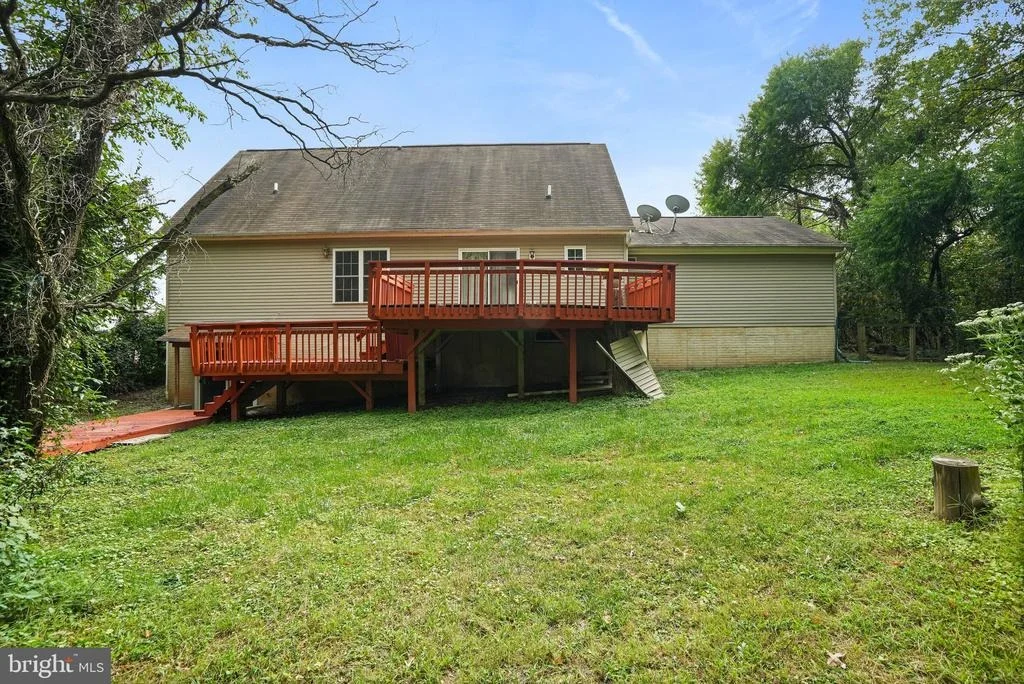 Photo of 7502 CONTEE ROAD