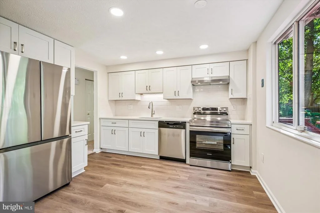 Photo of 11528 DRAGONFIRE WAY