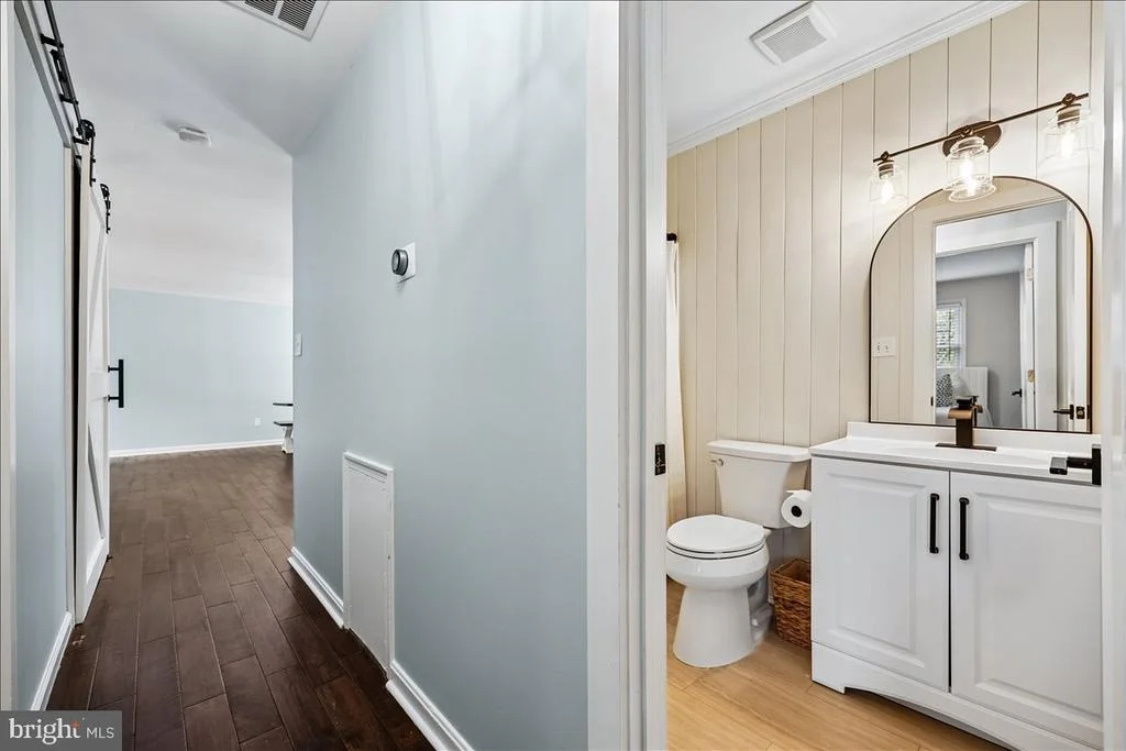 Photo of 24713 CUTSAIL DRIVE