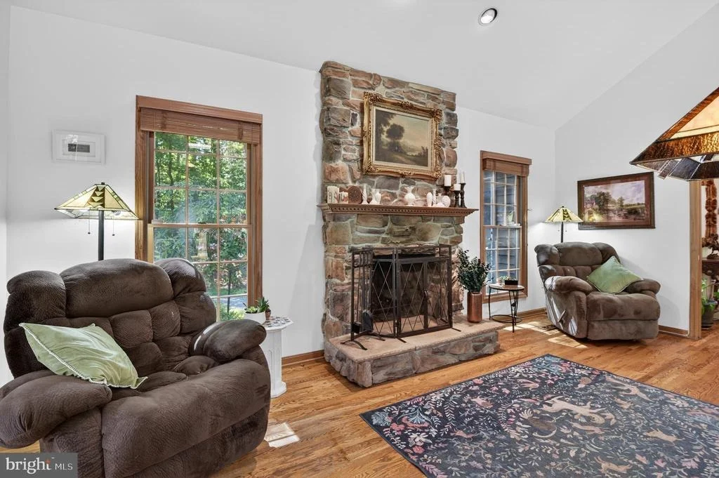 Photo of 1137 SUGARLOAF MOUNTAIN ROAD