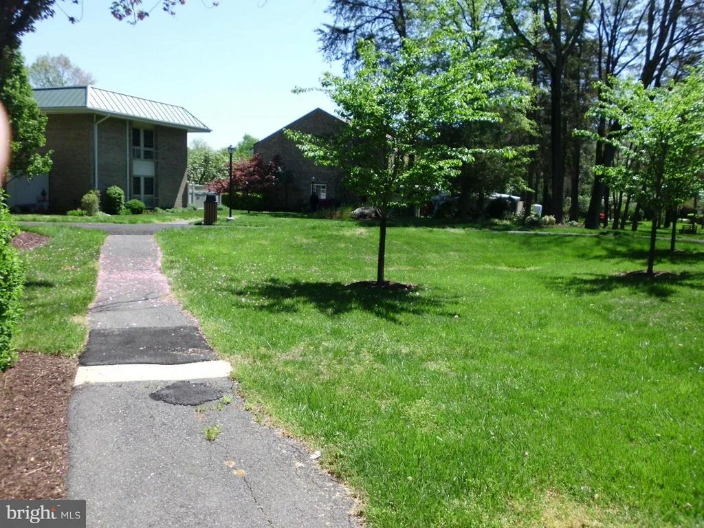 Photo of Unit 101F at 3642 GLENEAGLES DRIVE