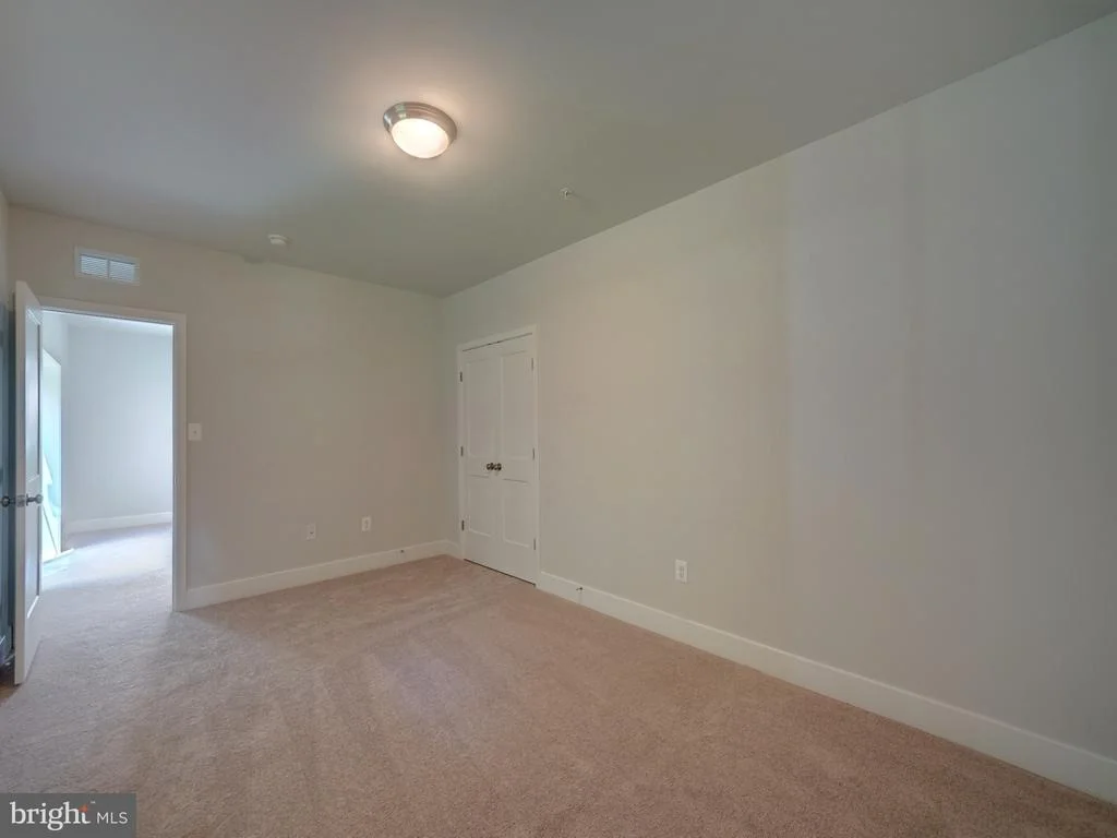 Photo of 9429 FAIRVIEW AVENUE