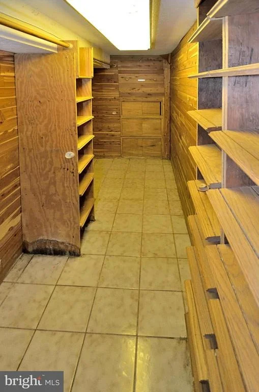 Photo of 2105 LINDEN LANE
