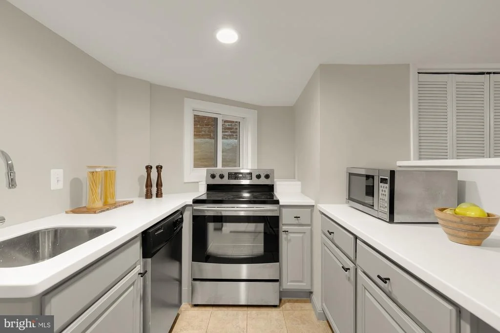 Photo of 117 11TH STREET SE