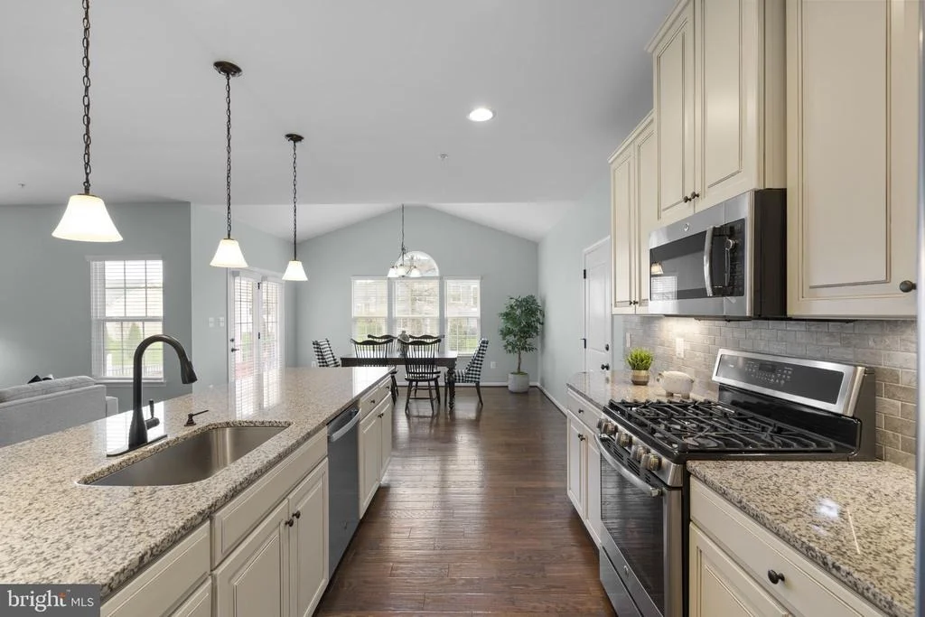 Photo of 4709 PULLER DRIVE