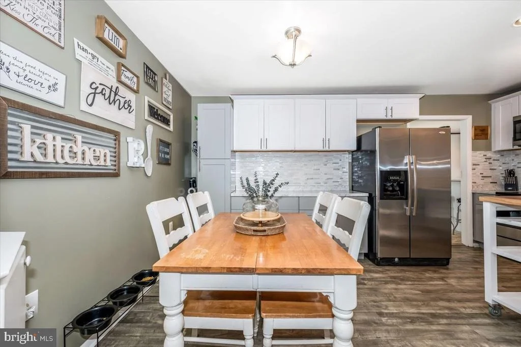 Photo of 223 TAMARACK WAY