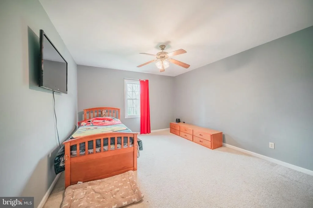 Photo of 15221 WOODCREST DRIVE