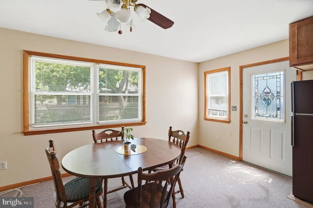 Photo of 8240 LONGPOINT ROAD