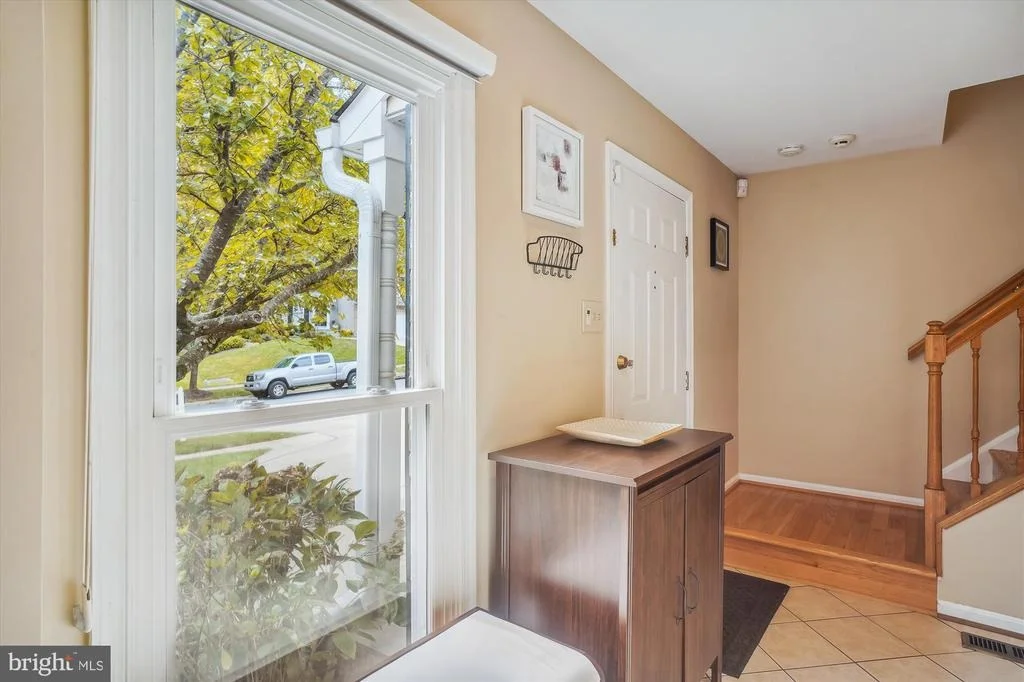 Photo of 2427 HENSLOWE DRIVE