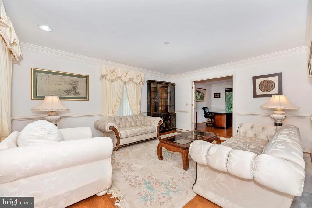 Photo of 6364 WINPENNY DRIVE