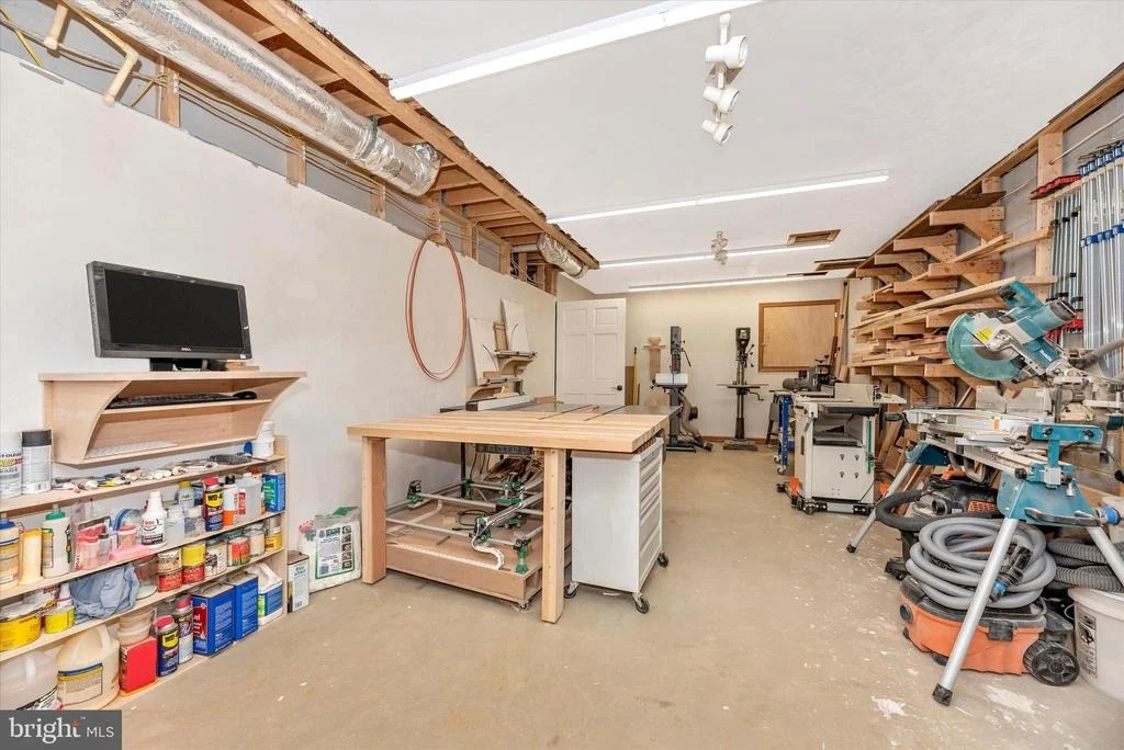 Photo of 10831 EASTERDAY ROAD