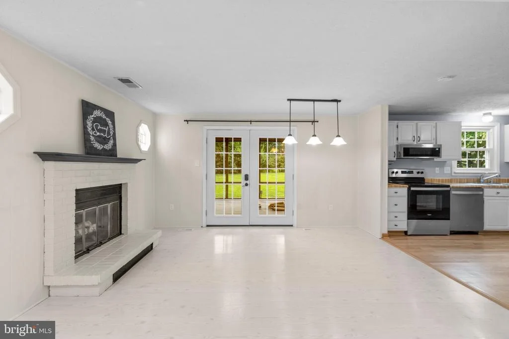 Photo of 17929 DANUBE LANE
