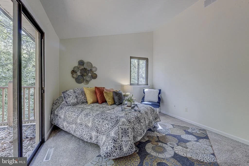 Photo of 9467 MACOMBER LANE