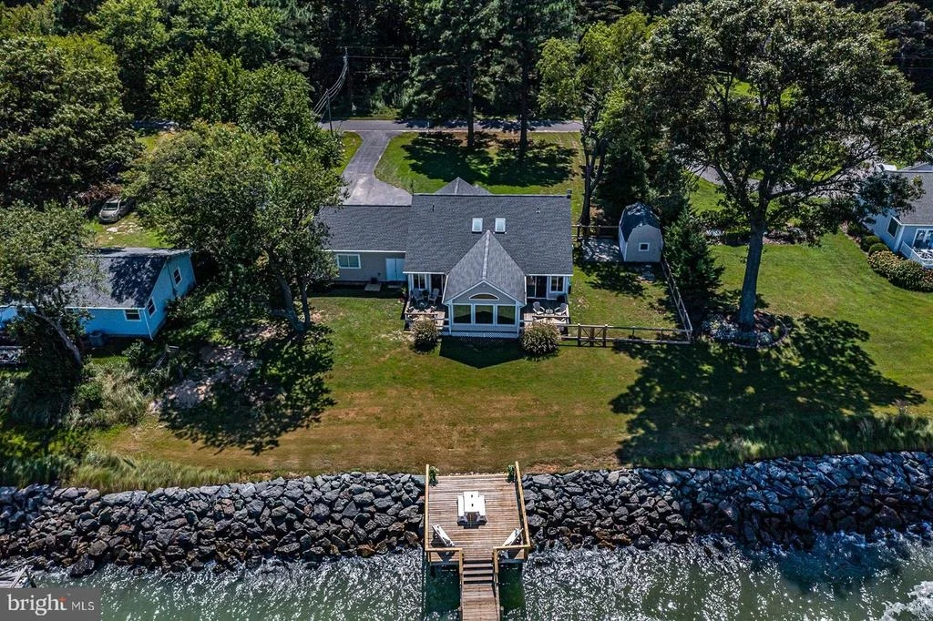 Photo of 976 BRAMMER DRIVE