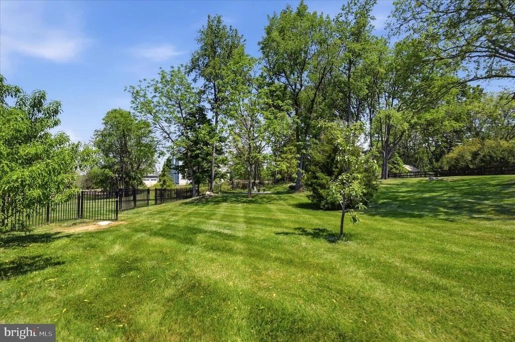 Photo of 95 BELMEADE WAY