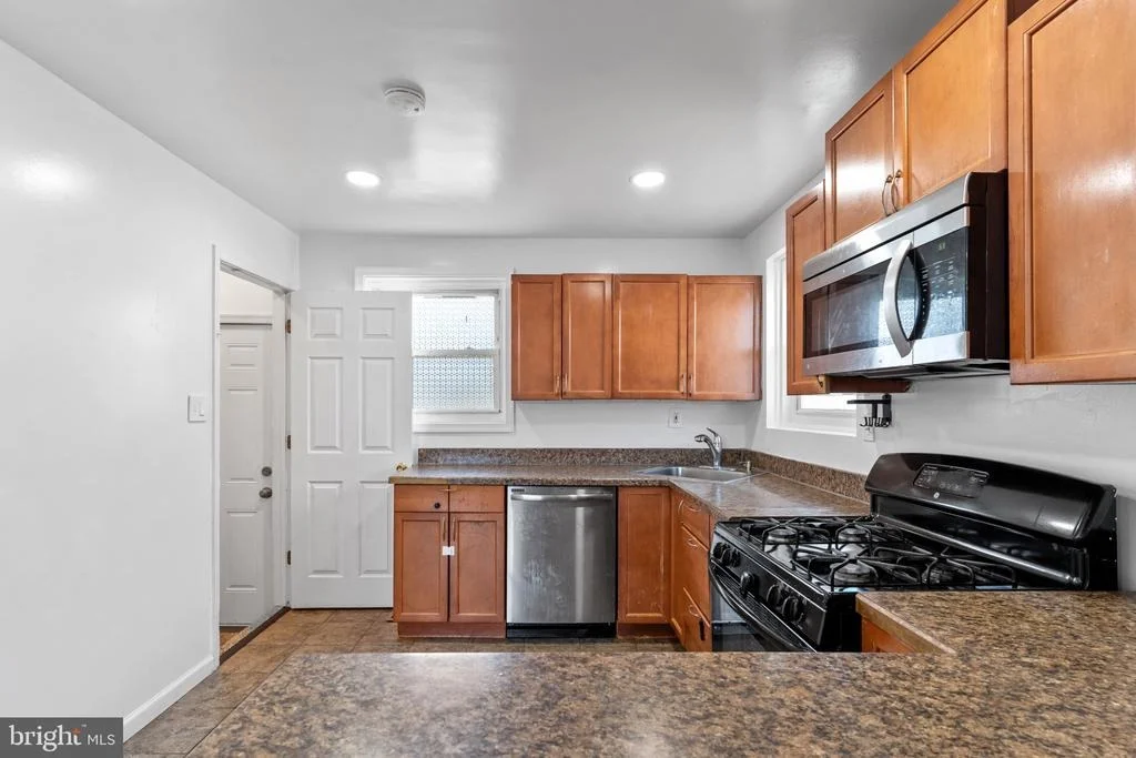 Photo of 1031 WARD STREET