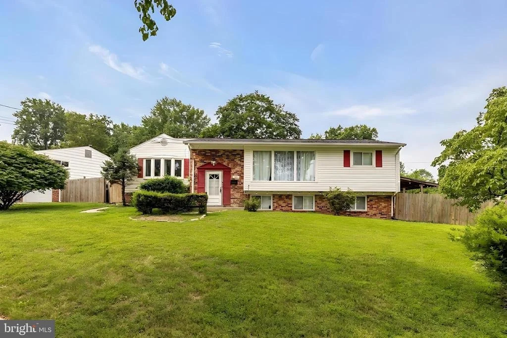 Photo of 12812 BUSHEY DRIVE
