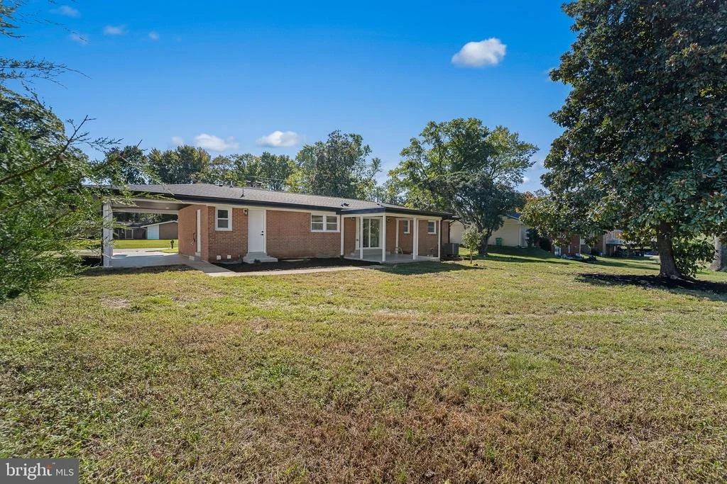 Photo of 305 RIVER BEND ROAD