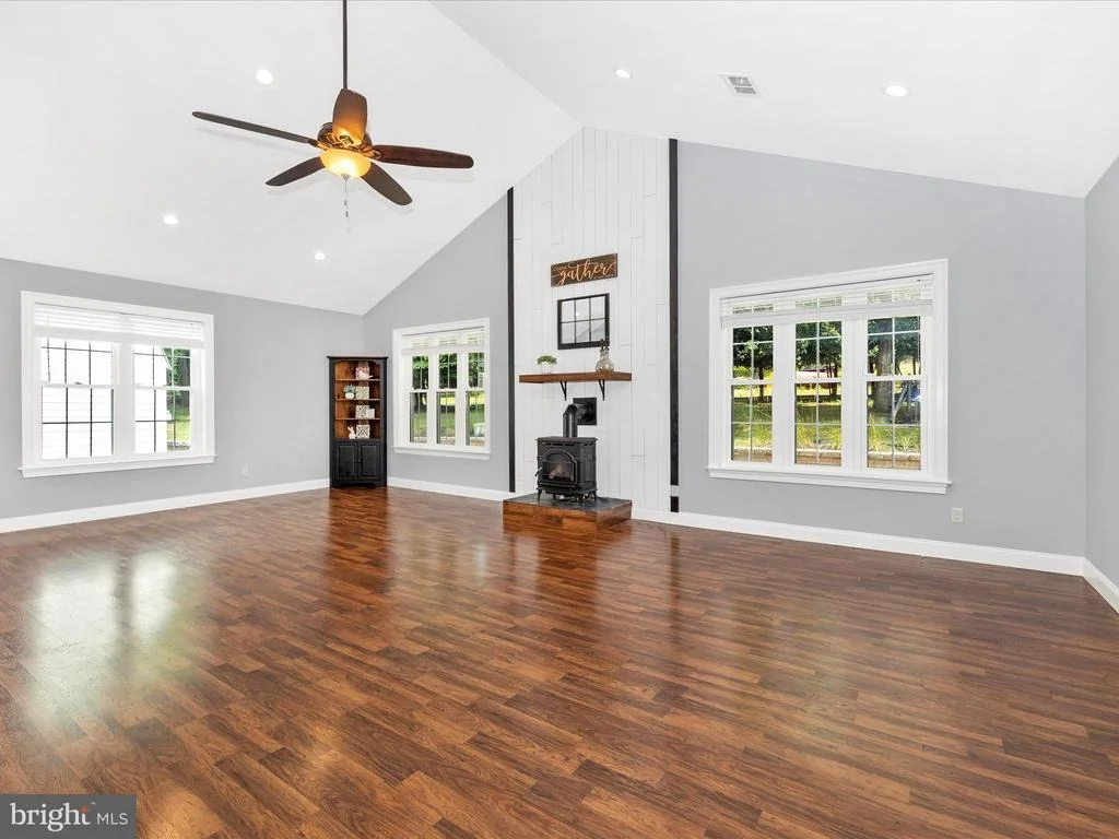 Photo of 6047 QUINN ROAD
