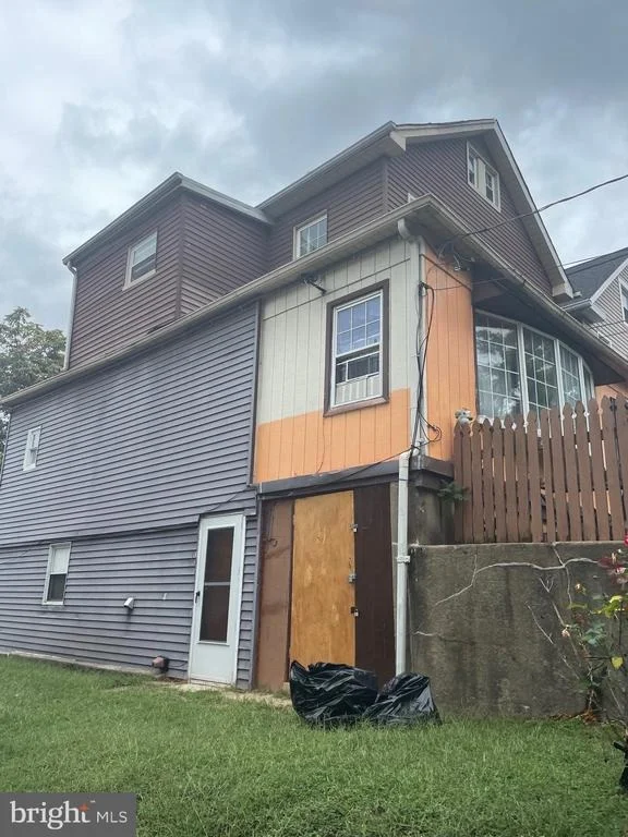 Photo of 3534 POOLE STREET